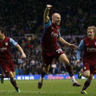 Aston Villa rescata el empate