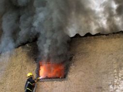 El fuego pudo haber sido provocado por un corto circuito. ARCHIVO  /