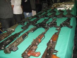 Los arrestados fueron sorprendidos con un arsenal y drogas. O. RUVALCABA  /