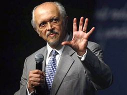 El doctor José Mario Molina Pasquel-Henríquez, Premio Nobel 1995 participa en la investigación. Agencia ID  /