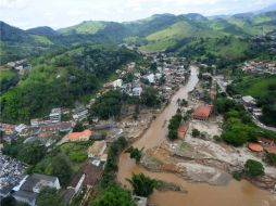 Aumenta el número de víctimas en Brasil por las inundaciones. EFE  /