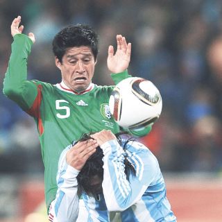 Ricardo Osorio, aún dolido por error en el Mundial de Sudáfrica