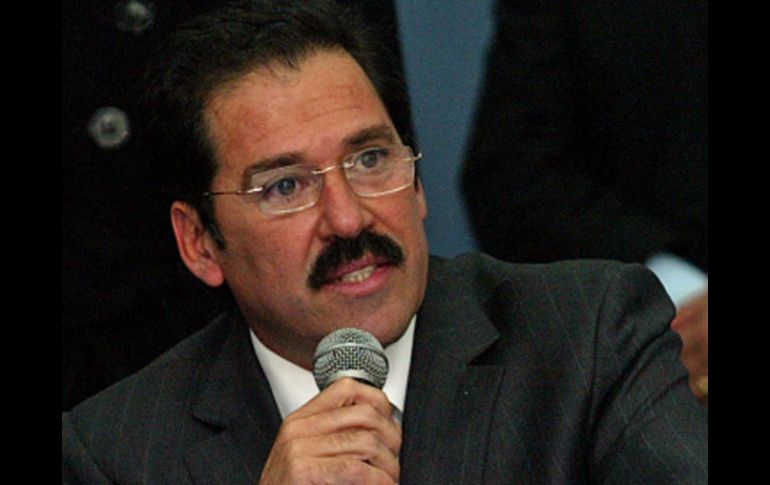 El diputado Jesús Casillas sostiene que hay inconsistencias legales en las iniciativas en seguridad y justicia. E. BARRERA  /