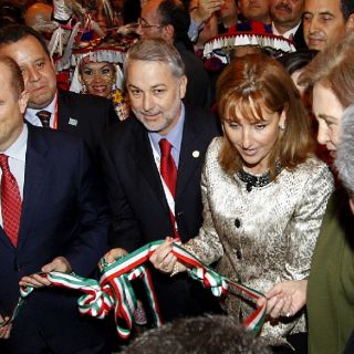 La reina Sofía visita el stand de México en FITUR 2011