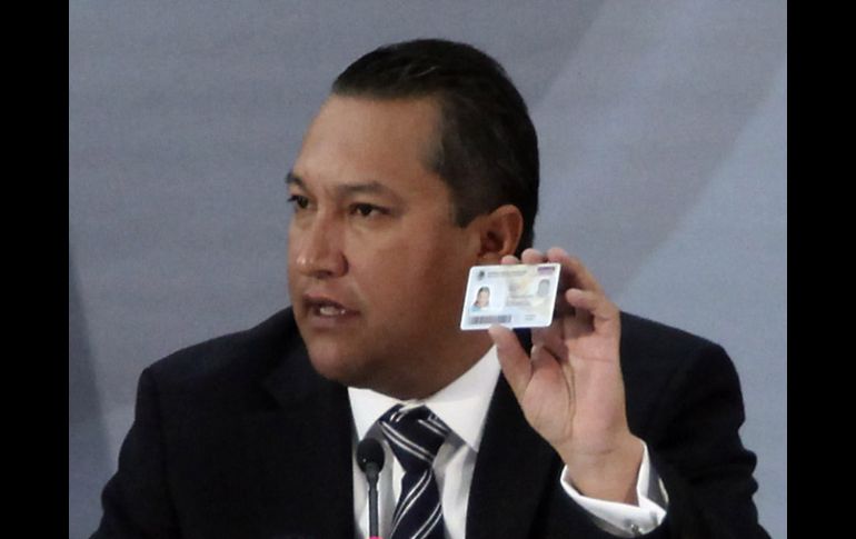 El secretario de Gobernación, Francisco Blake, anunció el 12 de enero el nuevo documento. EL UNIVERSAL  /