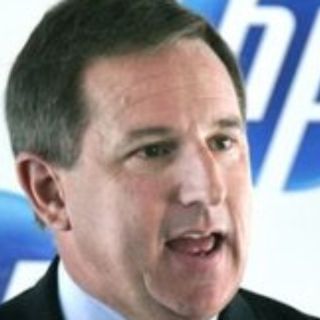 Renuncian 4 directivos de HP tras escándalo de Hurd