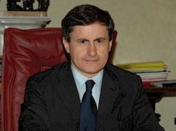 El alcalde de Roma, Gianni Alemanno dio a conocer la noticia en rueda de prensa. ESPECIAL  /