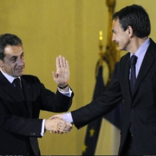 Sarkozy elogia el ''valor'' de Zapatero y le anima a continuar con reformas