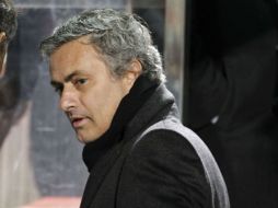 José Mourinho analizará si deja al Real Madrid en verano. AP  /