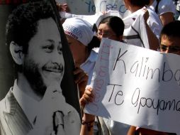 A la marcha se dieron cita algunos artistas y personajes de la farándula. NTX  /