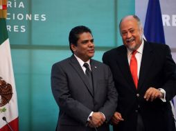 El vicecanciller de Honduras Alden Rivera  y el subsecretario para América Latina y el Caribe, Rubén Beltrán Guerrero. EL UNIVERSAL  /