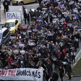 Miles de personas exigen a Zapatero “pasos” hacia la paz