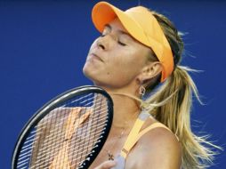 La rusa Maria Sharapova lamentándose de su eliminación del torneo en Australia. REUTERS  /