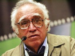 Carlos Monsiváis (1938-2010) está presente en el reciente número de Blanco Móvil, a través de un homenaje .EL UNIVERSAL  /