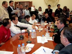 En reunión de las comisiones, Jesús Casillas dijo que la discusión se analizará para evitar un posible veto del gobernador. ESPECIAL  /