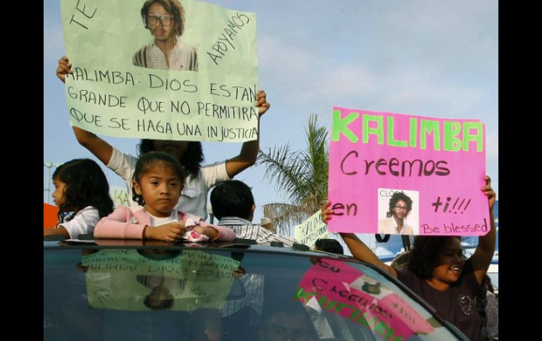 Los manifestantes, la mayoría mujeres, se concentraron primero en el parque de Santa Lucía. EFE  /