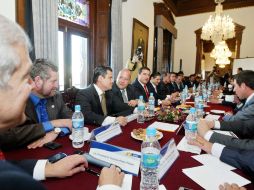 Reunión en materia de seguridad con la presencia de autoridades de distintos ámbitos de Gobierno. E. BARRERA  /