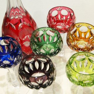 Un recorrido por las costumbres, a través del cristal