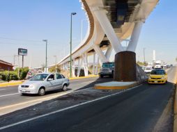 El Puente del Álamo está prácticamente terminado. Funcionará en dos sentidos seis o siete semanas. A. GARCÍA  /