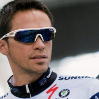 Contador es suspendido por su Federación