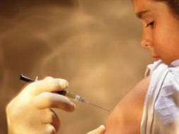 La tecnología puede reducir el costo y aumentar la producción de las vacunas contra la fiebre amarilla. ESPECIAL  /