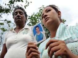 El presidente de Colombia, regresará a estar al lado de las familias de los mineros que fallecieron durante una explosión. AFP  /