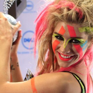 Kesha iniciará su gira ''Get Sleazy'' por EU con localidades agotadas