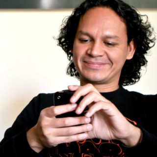 Ernesto Contreras toca puertas en México