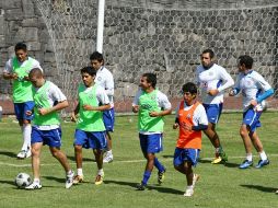 Los jugadores del Cruz Azul se preparan para visitar al Pachuca. MEXSPORT  /