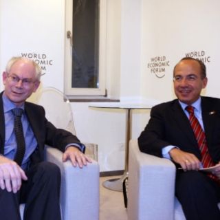 Respetables las opiniones de Zedillo, dice Calderón