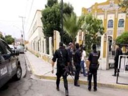 Las personas que llevaban la droga fueron detenidas por Agentes de la Aduana y Protección Fronteriza. ARCHIVO  /