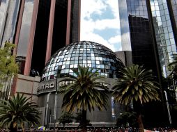 El edificio del centro bursátil continúa cerrado y solo opera el personal mínimo.