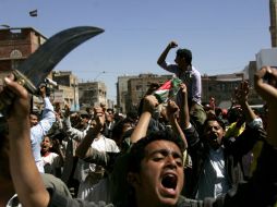 Alrededor de 16 mil yemeníes se manifestaron por las calles de Saná. REUTERS  /