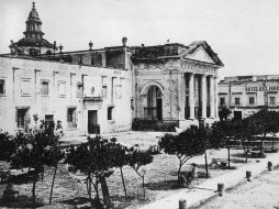 En la imagen, el antiguo Jardín de la Universidad, que actualmente es conocido como Plaza Universidad.EL INFORMADOR ARCHIVO  /