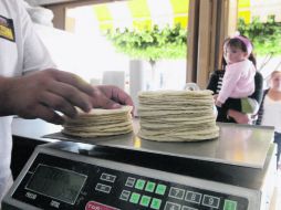 La importación del maíz sigue a la alza. A. CAMACHO  /