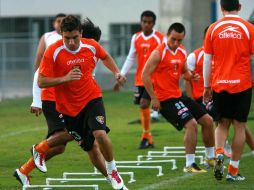 Los jugadores de Chiapas se preparan para su próximo encuentro en un entrenamiento. MEXSPORT  /