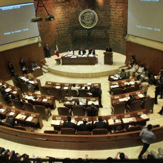 Congreso estatal aprueba reajustes a su presupuesto 2011