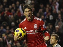 Fernando Torres firmó un contrato de cinco años y medio con Chelsea. REUTERS  /