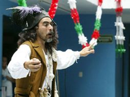 Apolonio Mondragón, con su gira: Encuentro con la historia. ARCHIVO  /