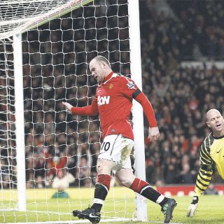 Rooney brilla en triunfo del Manchester