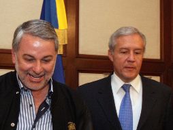 El secretario general de Gobierno, Fernando Guzmán y el gobernador del Estado, Emilio González.  ESPECIAL  /