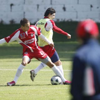 Magallón está feliz por segunda convocatoria al Tri