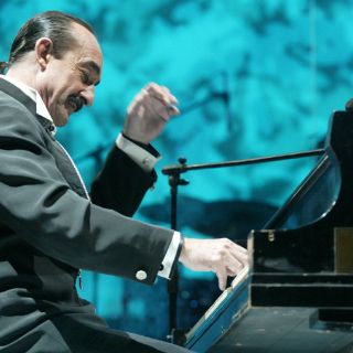 Raúl Di Blasio se rodeará de amigos