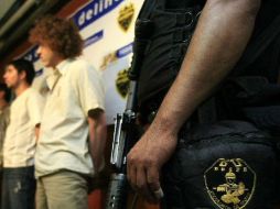 El día de la captura, a los detenidos les aseguraron un vehículo, armas, celulares y dos radios. M. PATIÑO  /