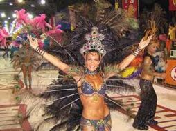 Los carnavales se celebran en Paraguay en febrero en gran parte del país. ESPECIAL  /