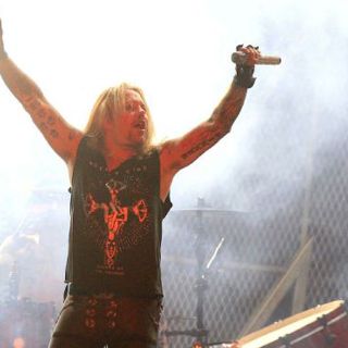 Visita de Mötley Crüe