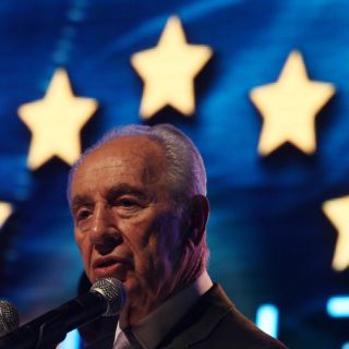 'Inestabilidad regional torna urgente la paz israelo-palestina': Peres