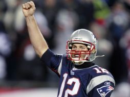 Tom Brady es el primer mariscal de campo en la historia de la NFL que gana la totalidad de votos (50) para el galardón de MVP. AP  /