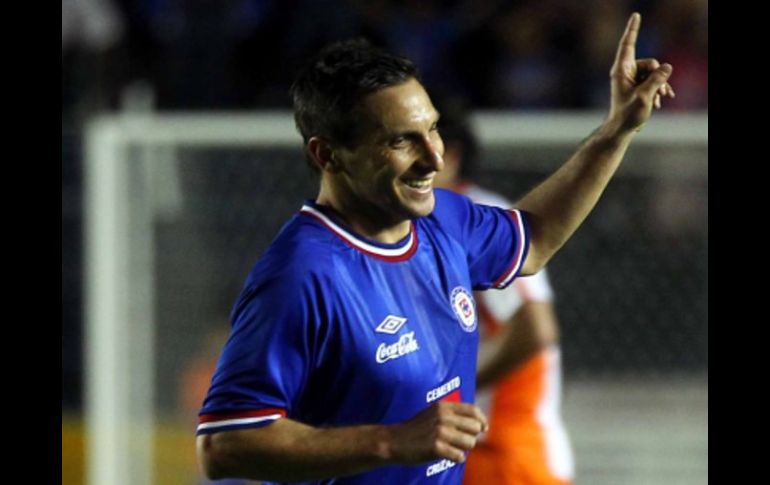 El 'Chaco' Giménez festeja una anotación que concretó frente a Chiapas. NTX  /