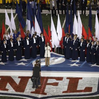 Capítulo de Super Bowl de Glee duplica su audiencia